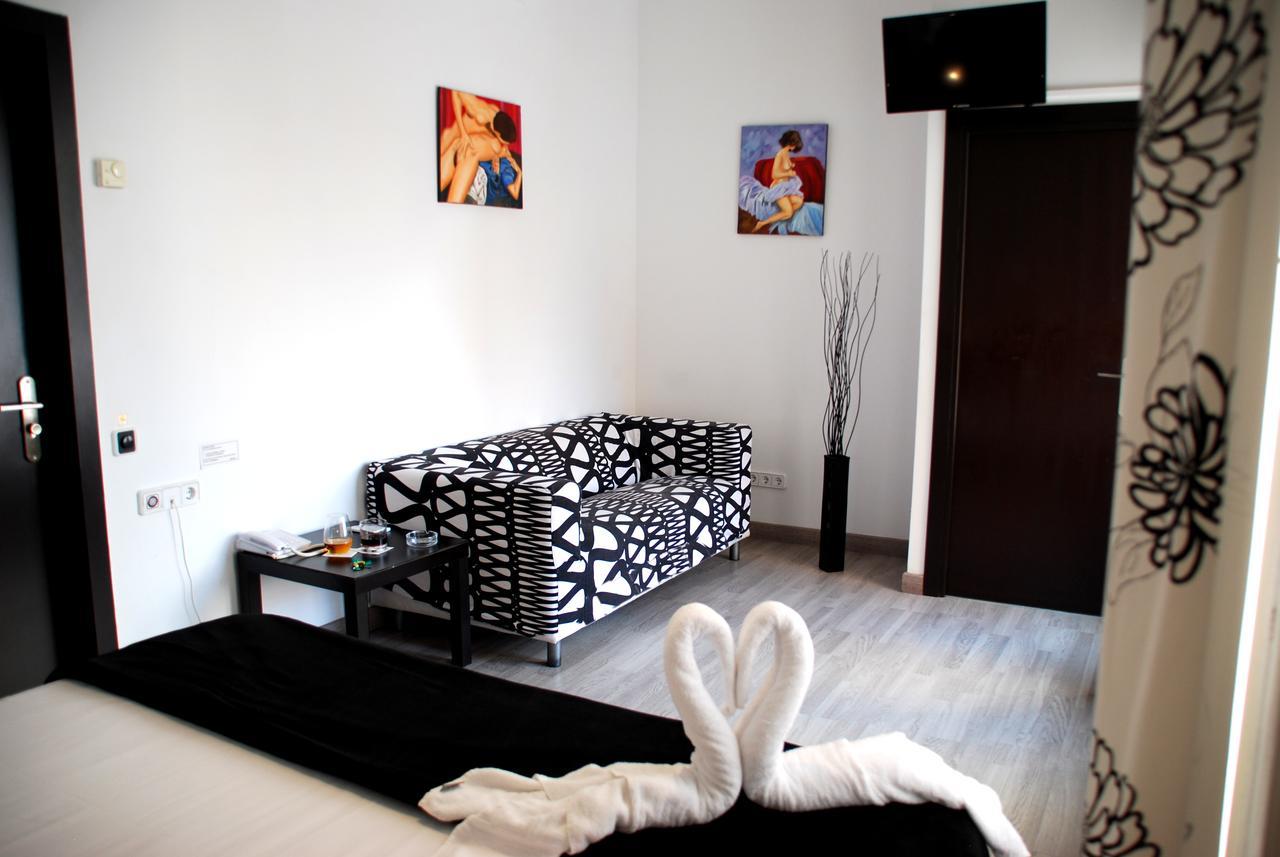 Hotel Casita Amarilla - Barcelona — Photos 3